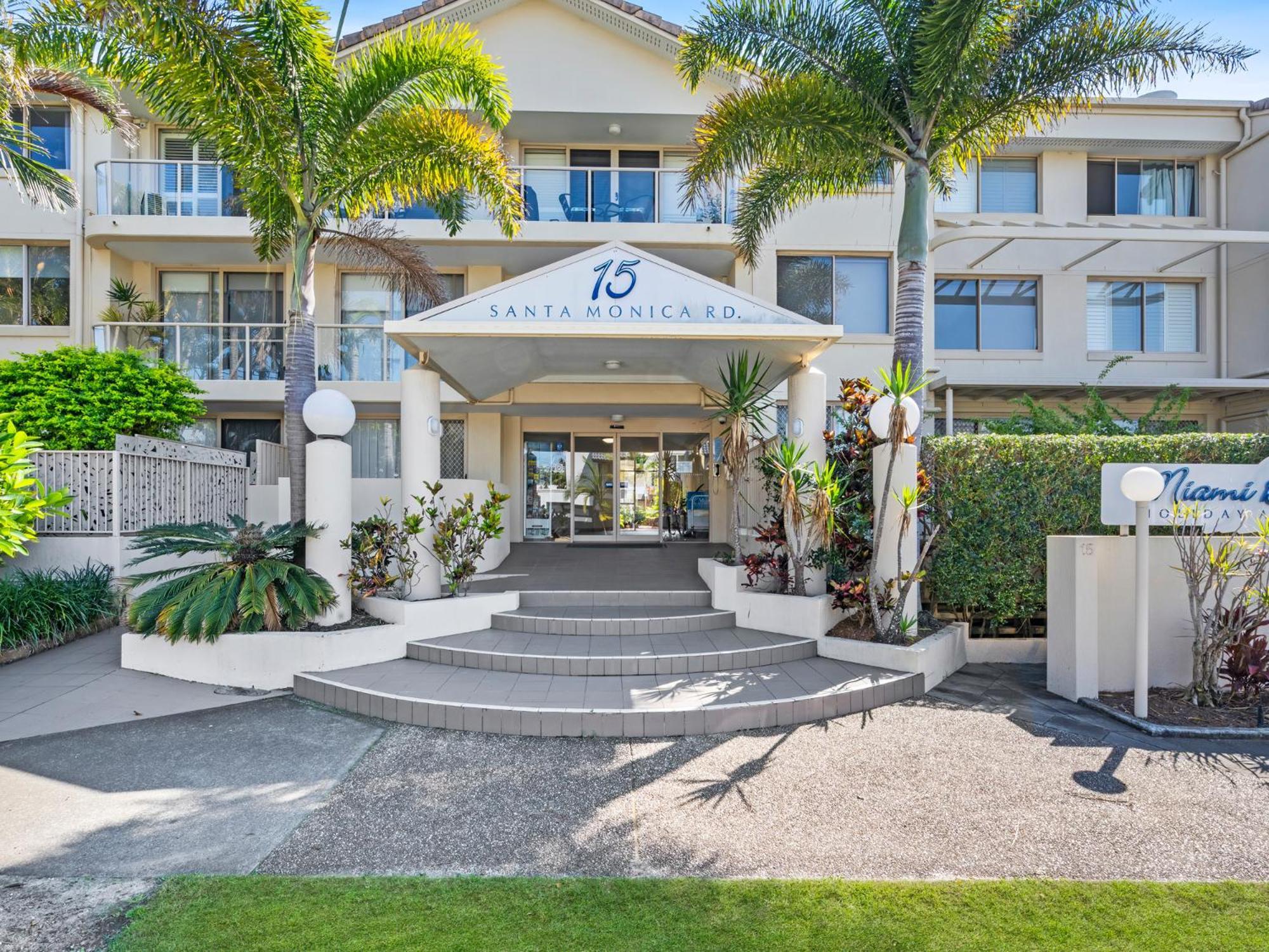 Miami Beachside Holiday Apartments Gold Coast Exterior photo