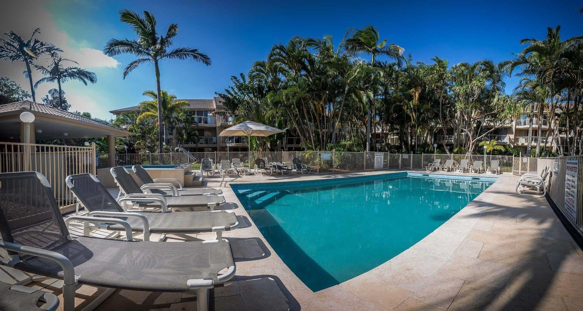 Miami Beachside Holiday Apartments Gold Coast Exterior photo